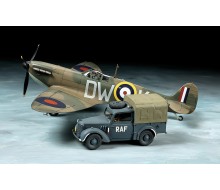 TAMIYA 1/48 SPITFIRE MKI & LIGHT UTILITY CAR 25211