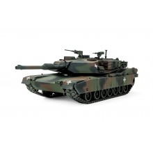 TAMIYA 1/35 M1A1 ABRAMS TANK 25216
