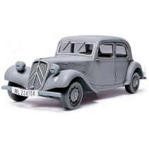 Tamiya Citroen 11CV Staff Car 32517 1:48